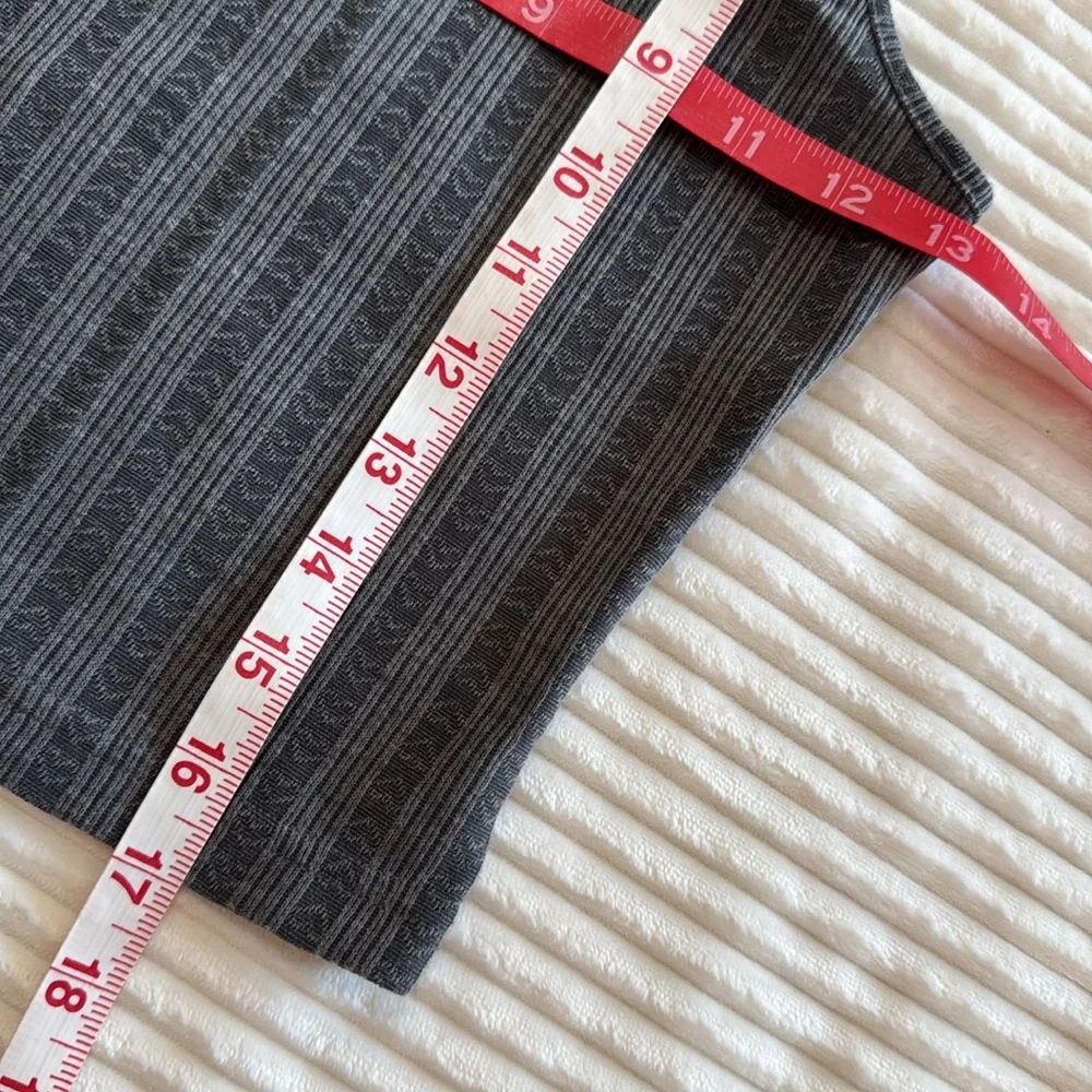 Edikted Set of 2 Spaghetti Strap Cropped Ribbed Tank Tops Floral Stripe Lace XS - Picture 4 of 14